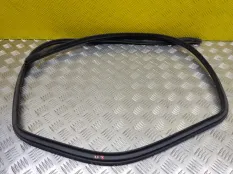Уплотнитель двери задней правой Toyota Land Cruiser Prado 150 (2009-2023) 2016 6787160130