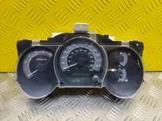 Щиток приборов (приборная панель) Toyota Hilux (2005-2015) 2011 82800F0141A ПИКАП 2.5 D 2KDFTV