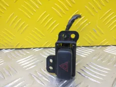 Кнопка аварийной сигнализации Toyota Hilux (2005-2015) 2010 843320K010 ПИКАП 2.5 D 2KDFTV