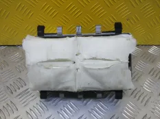 Подушка безопасности пассажирская (в торпедо) Toyota Hilux (2005-2015) 2010 739700K070 ПИКАП 2.5 D 2KDFTV