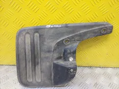 Брызговик передний левый Toyota Hilux (2005-2015) 2011 766220K040 ПИКАП 2.5 D 2KDFTV
