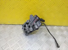 Кронштейн радиатора Mitsubishi L200 (2015-2022) 2019 1240A106