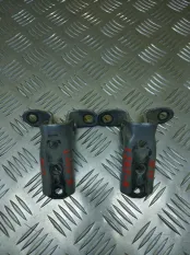 Петля двери передней правой Mitsubishi L200 (2015-2022) 2021 5702A161 ПИКАП 2.4 D 4N15