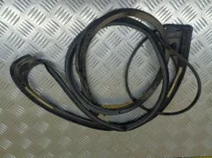 Уплотнитель двери задней правой Nissan Navara (D40) 2004-2015 2007 82831EB320 ПИКАП 2.5 D YD25DDTI