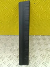 Накладка на порог внутренняя задняя правая Dodge Journey (2007-2020) 2008 1BE48XDVAB 2.4 I ED3