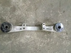 Кронштейн редуктора Toyota Sequoia II 2008 - 2022 2013 523900C011 5.7 I 3URFE