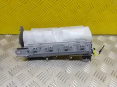 Подушка безопасности коленная Toyota Rav 4 (XA30) (2005-2014) 2006 7390042020 2.0 I 1AZFE