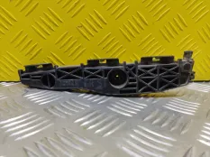 Кронштейн заднего бампера правый Toyota Rav 4 (XA30) (2005-2014) 2006 5215542011 2.0 I 1AZFE