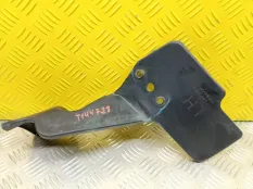 Дефлектор радиатора Toyota Hilux (2005-2015) 2011 5632940K011 ПИКАП 2.5 D 2KDFTV, левый