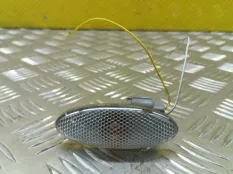 Повторитель передний левый Toyota Rav 4 (XA30) (2005-2014) 2006 817300D032 2.0 I 1AZFE