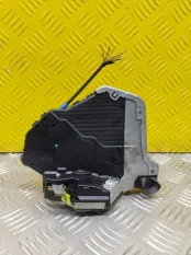 Замок двери передней левой Toyota Rav 4 (XA50) (2018-н.в.) 2023 6904053140 2.5 I A25AFXS