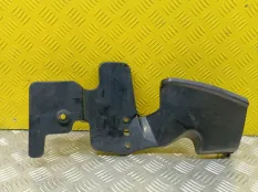 Дефлектор радиатора Toyota Hilux (2005-2015) 2015 532940K050 ПИКАП 2.5 D 2KDFTV, левый