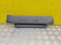 Накладка на порог внутренняя задняя правая Toyota Land Cruiser Prado 150 (2009-2023) 2012 6793060070 2.7 I 2TRFE