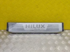 Накладка на порог внутренняя передняя левая Toyota Hilux (2005-2015) 2014 ПИКАП 3.0 D 1KDFTV