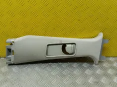 Обшивка стойки центральной левой Land Rover Range Rover Sport I 2005-2013 2010 AH3231113AAW 3.0 D SDV6