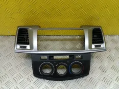 Рамка под магнитолу Toyota Hilux (2005-2015) 2015 554130K061 ПИКАП 2.5 D 2KDFTV