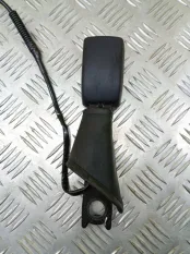 Ответная часть ремня безопасности Toyota Hilux (2005-2015) 2015 732300K020 ПИКАП 2.5 D 2KDFTV