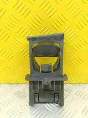 Подстаканник Toyota Hilux (2005-2015) 2015 556350K010 ПИКАП 2.5 D 2KDFTV