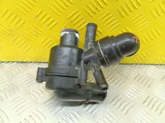 Корпус термостата Land Rover Range Rover Sport I 2005-2013 2010 AH228575AE 3.0 D SDV6