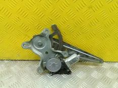 Стеклоподъемник электр. задний правый Toyota Hilux (2005-2015) 2011 698300K041 ПИКАП 2.5 D 2KDFTV