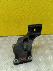 Кронштейн двигателя Land Rover Range Rover Sport I 2005-2013 2010 AH226037BA 3.0 D SDV6