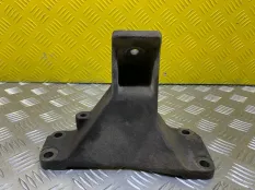 Кронштейн Toyota Land Cruiser (100) 1998-2007 2000 1231117060 4.2 D 1HDFTE