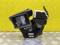 Проекция на лобовое стекло Toyota Prius XW30 (2009-2015) 2013 8310847010 1.8 I