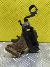Подушка крепления двигателя Toyota Hilux (2005-2015) 2015 1236130150 ПИКАП 2.5 D 2KDFTV