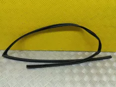 Уплотнитель стекла двери (бархотка) Toyota Rav 4 (CA40) (2012-2019) 2013 6814142100 2.0 D 1ADFTV