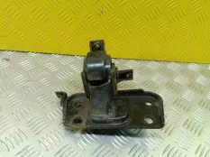 Подушка крепления двигателя Toyota Rav 4 (CA40) (2012-2019) 2014 1237226050 2.0 D 1ADFTV
