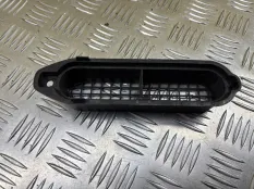 Решетка воздухозаборника Land Rover Range Rover Sport II (2013-2022) 2016 LR036450 3.0 D SDV6