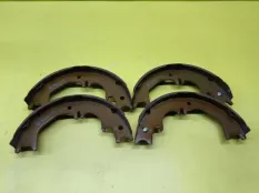 Колодки стояночного тормоза Toyota Land Cruiser (100) 1998-2007 2002 4655060060