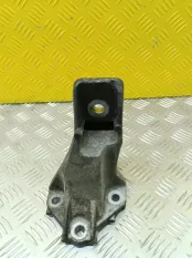 Кронштейн двигателя Land Rover Range Rover Sport II (2013-2022) 2016 CPLA6061CB 3.0 D SDV6