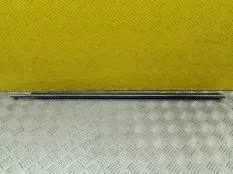 Молдинг стекла заднего Toyota Rav 4 (CA40) (2012-2019) 2013 7571042040 2.2 D 2ADFTV