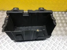 Полка аккумулятора Land Rover Range Rover Sport II (2013-2022) 2016 LR037533 3.0 D SDV6