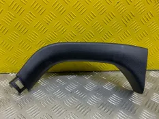 Обшивка крышки багажника Toyota Rav 4 (CA40) (2012-2019) 2013 6793842050 2.2 D 2ADFTV