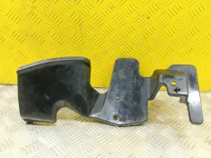 Дефлектор радиатора Toyota Hilux (2005-2015) 2014 532930K050 ПИКАП 3.0 D 1KDFTV, правый