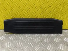 Накладка на порог внутренняя задняя левая Toyota Hilux (2005-2015) 2014 679180K010 ПИКАП 2.5 D 2KDFTV