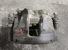 Суппорт передний правый Volkswagen Amarok (2010-2016) 2010 2H0615106C ПИКАП 2.0 D CDBA
