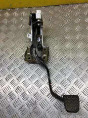 Педаль тормоза Toyota Hilux (2005-2015) 2014 471010K140 ПИКАП 2.5 D 2KDFTV
