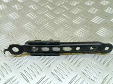 Механизм регулировки высоты ремня безопасности Toyota Land Cruiser Prado 150 (2009-2023) 2012 7320053010 2.7 I 2TRFE
