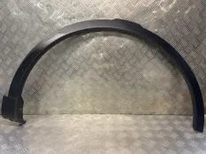 Молдинг крыла переднего правого Land Rover Discovery Sport I (2014-н.в) 2017 FK7216A074AB ВНЕДОРОЖНИК 2.0 D 204DTD