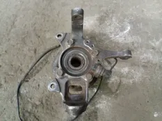 Кулак поворотный левый Mitsubishi L200 (2006-2015) 2009 MR992377 ПИКАП 2.5 D 4D56