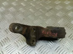 Опора переднего редуктора Toyota Sequoia II 2008 - 2022 2015 5238034010