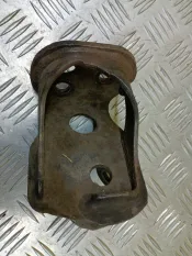 Кронштейн крепления амортизатора Toyota Rav 4 (CA40) (2012-2019) 2013 4850642010 2.0 D 1ADFTV