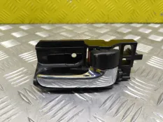 Ручка двери внутренняя передняя правая Toyota Hilux (2005-2015) 2014 692050D080C0 ПИКАП 2.5 D 2KDFTV