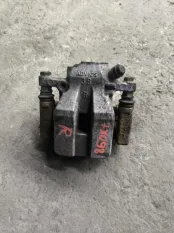Суппорт задний правый Toyota Rav 4 (CA40) (2012-2019) 2013 4783042080 2.2 D 2ADFTV