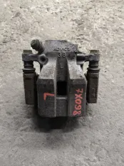 Суппорт задний левый Toyota Rav 4 (CA40) (2012-2019) 2013 4785042070 2.2 D 2ADFTV