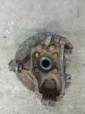 Кулак задний левый Nissan Pathfinder (R51M) 2004-2013 2010 430195X00A 2.5 D YD25DDTI