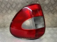 Фонарь задний правый Chrysler Voyager IV (2000-2007) 2003 153672 МИНИВЭН 2.8 CRD